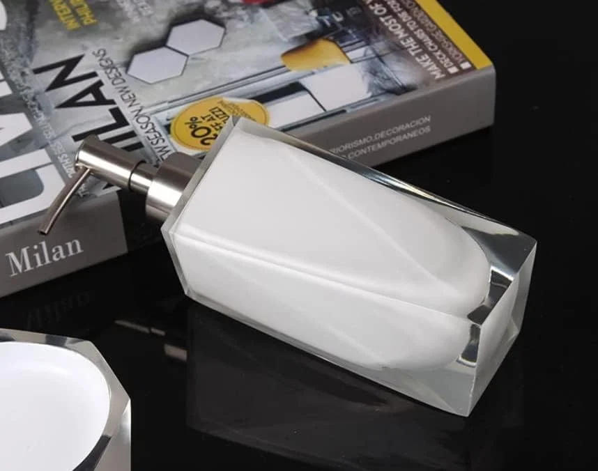 ست لیوان مسواک و دهانشویه، ست لوازم حمام، ست شستشوی حمام به سبک اروپایی ست لیوان مسواک و دهانشویه، ست لوازم حمام، ست شستشوی حمام به سبک اروپایی