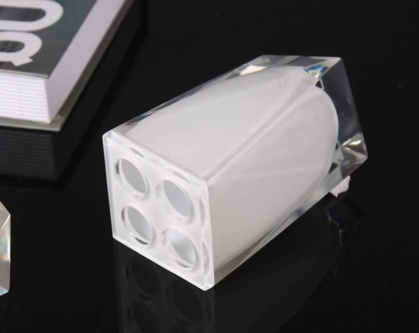 ست لیوان مسواک و دهانشویه، ست لوازم حمام، ست شستشوی حمام به سبک اروپایی ست لیوان مسواک و دهانشویه، ست لوازم حمام، ست شستشوی حمام به سبک اروپایی