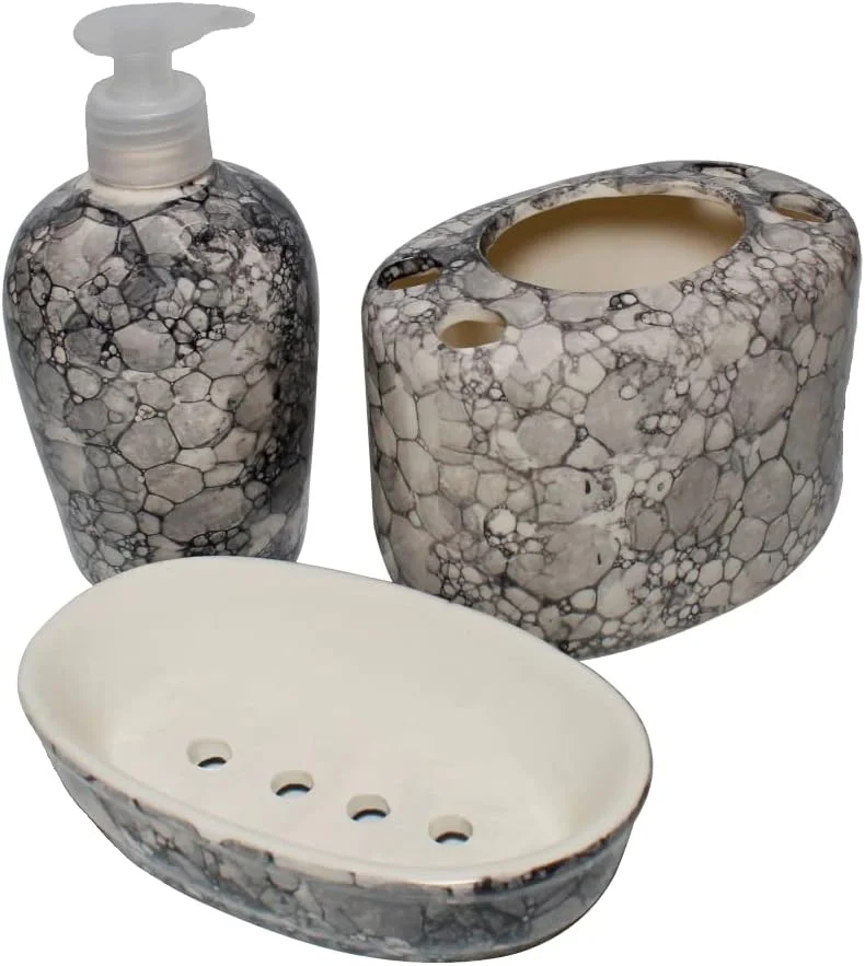 ست سرامیکی ۳ تکه لوازم جانبی حمام U & U Unique Utilities برای سینک روشویی منزل، شامل جای مایع دستشویی، جا مسواکی و جای صابون ست سرامیکی ۳ تکه لوازم جانبی حمام U & U Unique Utilities برای سینک روشویی منزل، شامل جای مایع دستشویی، جا مسواکی و جای صابون