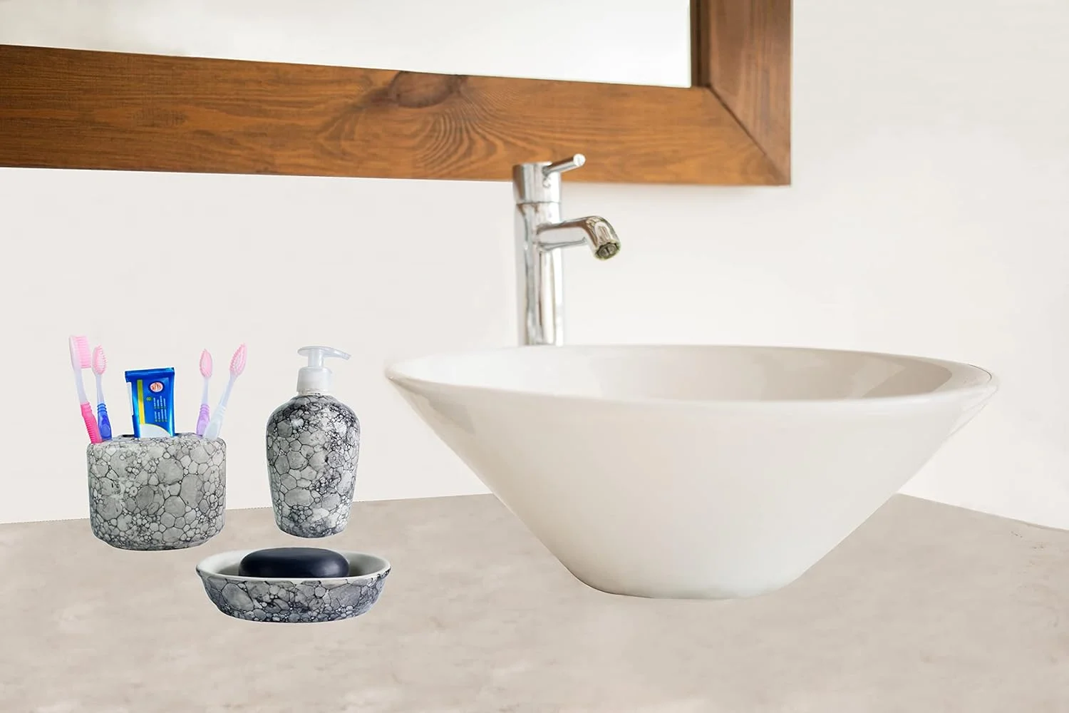 ست سرامیکی ۳ تکه لوازم جانبی حمام U & U Unique Utilities برای سینک روشویی منزل، شامل جای مایع دستشویی، جا مسواکی و جای صابون ست سرامیکی ۳ تکه لوازم جانبی حمام U & U Unique Utilities برای سینک روشویی منزل، شامل جای مایع دستشویی، جا مسواکی و جای صابون