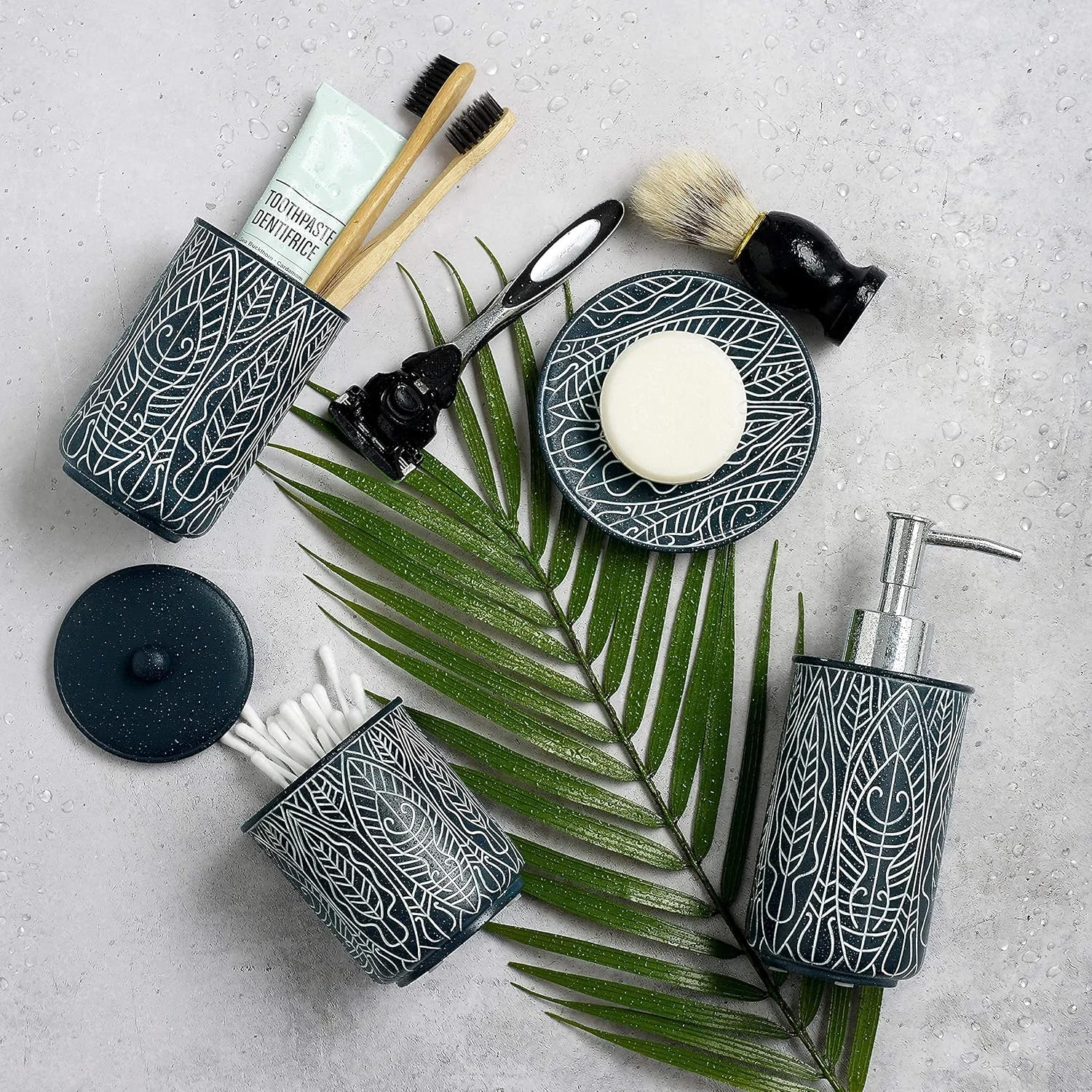 ست لوازم جانبی حمام سرمه ای ممتاز. ست حمام آبی. دکور حمام آبی. ملزومات آپارتمان جدید. جا مسواکی و جا مایع صابون آبی. ست لوازم جانبی حمام سرمه ای ممتاز. ست حمام آبی. دکور حمام آبی. ملزومات آپارتمان جدید. جا مسواکی و جا مایع صابون آبی.