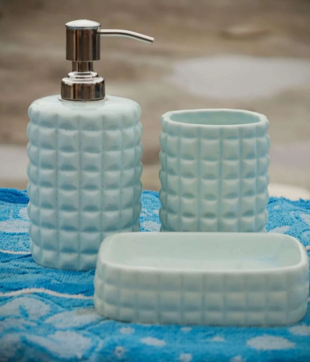 ست لوازم جانبی سرامیکی حمام Vreni برای کاربرد و دکور حمام | جا مایع صابون، جا صابونی، جا مسواکی دست ساز/نقاشی شده - CRO 13