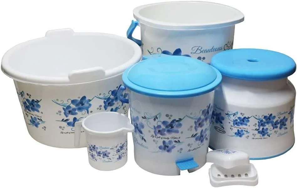 ست ۶ تکه لوازم حمام طرح گل E-WARE شامل سطل، لگن، لیوان ۱ لیتری، چهارپایه، سطل زباله و جا صابونی (آبی) ست ۶ تکه لوازم حمام طرح گل E-WARE شامل سطل، لگن، لیوان ۱ لیتری، چهارپایه، سطل زباله و جا صابونی (آبی)