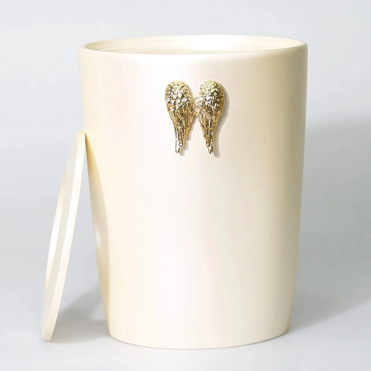 ست ۵ تکه لوازم حمام Wings رنگ مرواریدی ست ۵ تکه لوازم حمام Wings رنگ مرواریدی