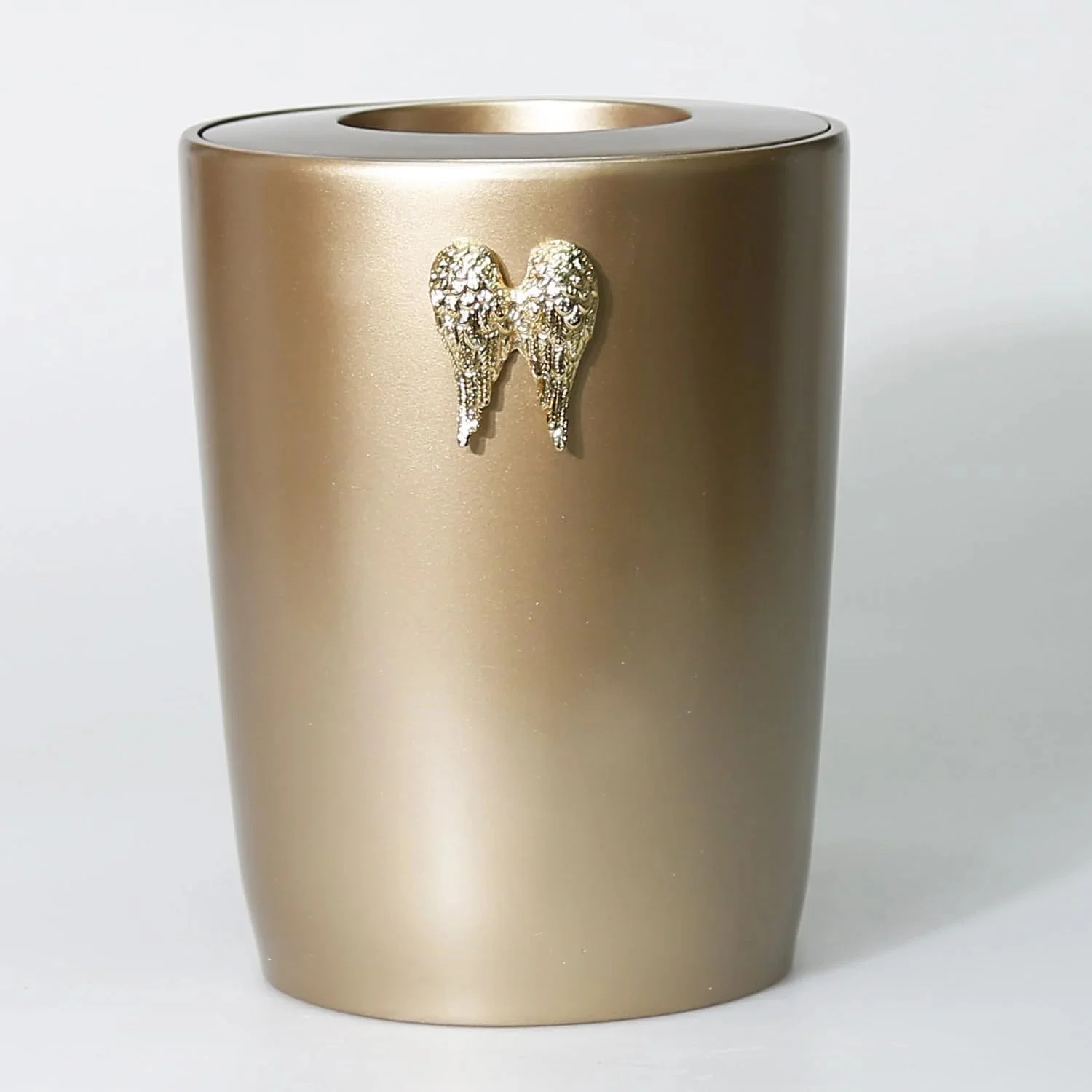 ست سرویس بهداشتی 5 تکه Wings به رنگ طوسی مایل به قهوه ای ست سرویس بهداشتی 5 تکه Wings به رنگ طوسی مایل به قهوه ای