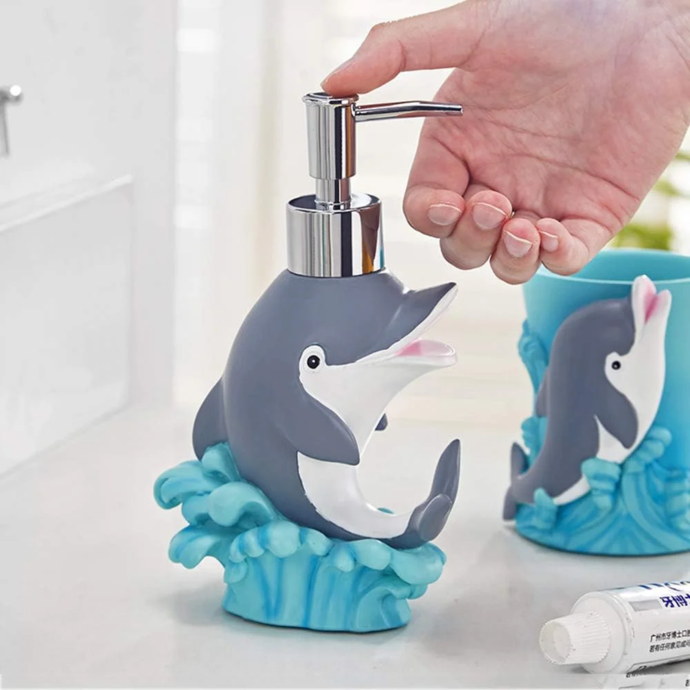 ست لوازم جانبی حمام خانگی خلاقانه دلفین XDQFY - ست 5 تکه لوازم جانبی حمام - 1 پمپ لوسیون، 1 جا مسواکی، 1 جا صابونی و 2 لیوان