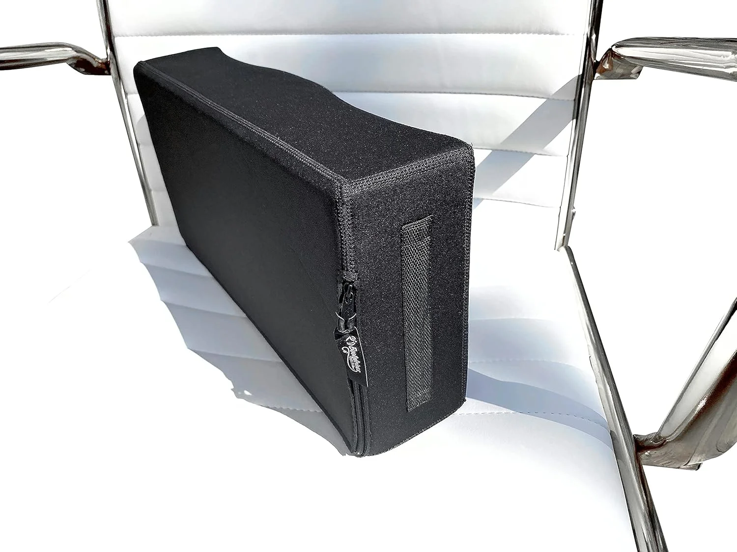 بالشتک بعد از عمل جراحی باسن، مناسب برای دوران نقاهت بالشتک بعد از عمل جراحی باسن، مناسب برای دوران نقاهت