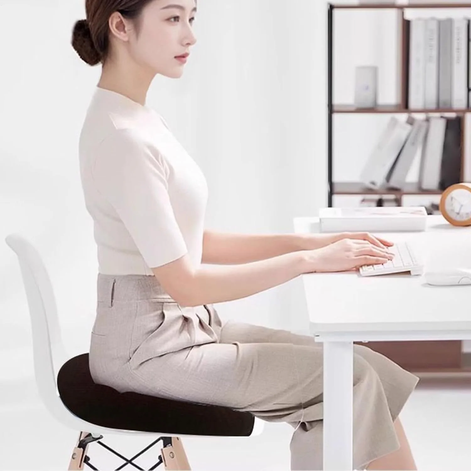 بالشتک دوناتی، تشک صندلی دوناتی، زیر نشیمنی راحت برای رویدادهای فضای باز، زمان استراحت مطالعه، اوقات فراغت در خانه، سفرهای جاده ای طولانی، اتاق نشیمن بالشتک دوناتی، تشک صندلی دوناتی، زیر نشیمنی راحت برای رویدادهای فضای باز، زمان استراحت مطالعه، اوقات فراغت در خانه، سفرهای جاده ای طولانی، اتاق نشیمن