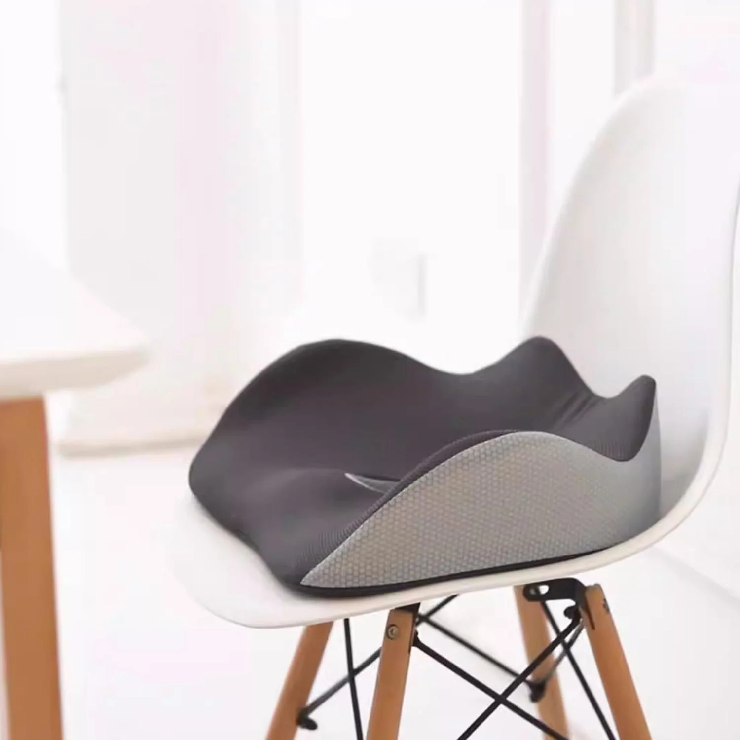 بالشتک صندلی مموری فوم TAME برای صندلی اداری، بالشتک های صندلی اداری سه بعدی ضد لغزش برای تسکین فشار سیاتیک و درد دنبالچه، پد فوم ارگونومیک برای ماشین خانه اداری (آبی) بالشتک صندلی مموری فوم TAME برای صندلی اداری، بالشتک های صندلی اداری سه بعدی ضد لغزش برای تسکین فشار سیاتیک و درد دنبالچه، پد فوم ارگونومیک برای ماشین خانه اداری (آبی)