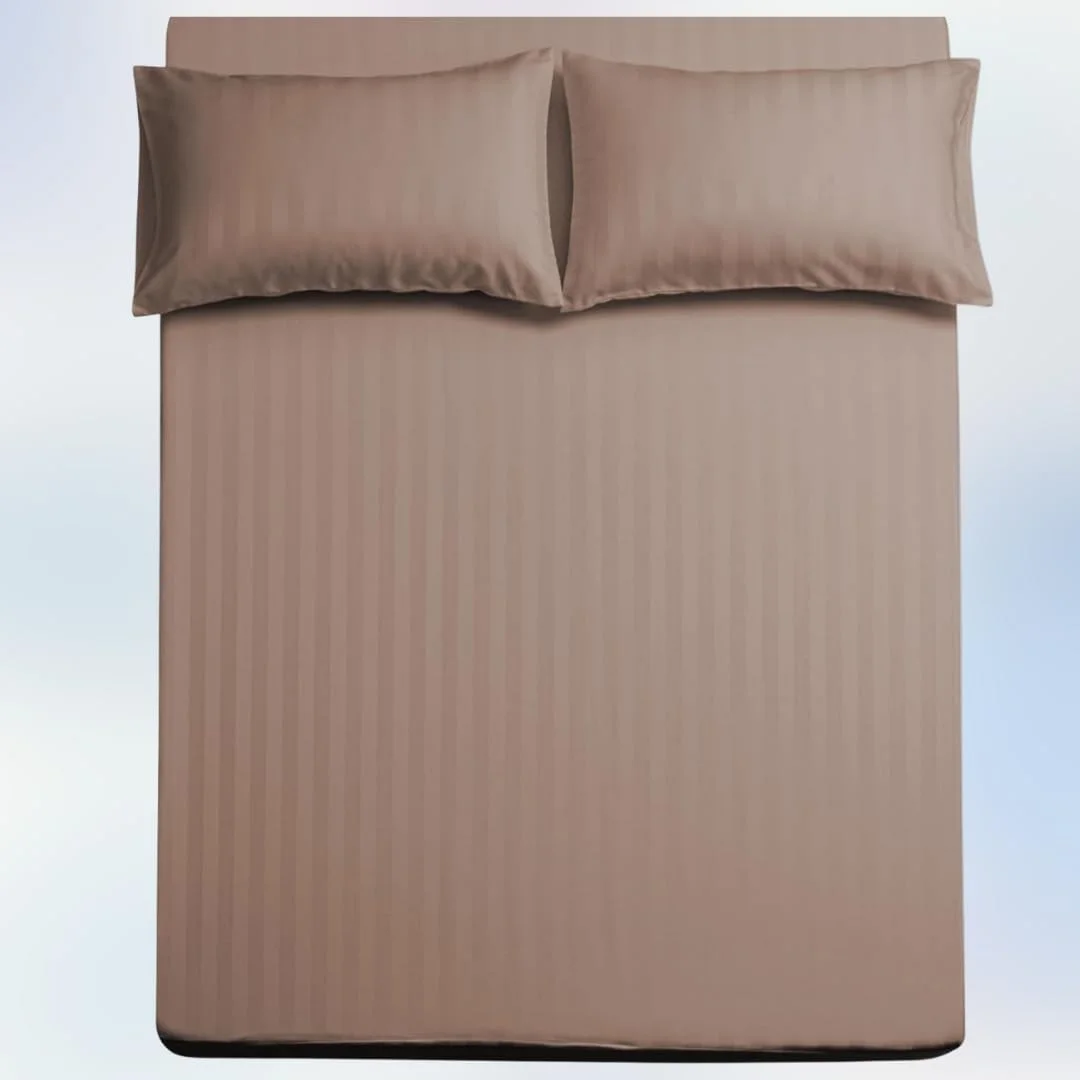 ست ملحفه کش‌دار سه تکه، سایز کوئین 160 در 200 سانتی‌متر، راه‌راه قهوه‌ای میکروفایبر، جیب عمیق 30 سانتی‌متری