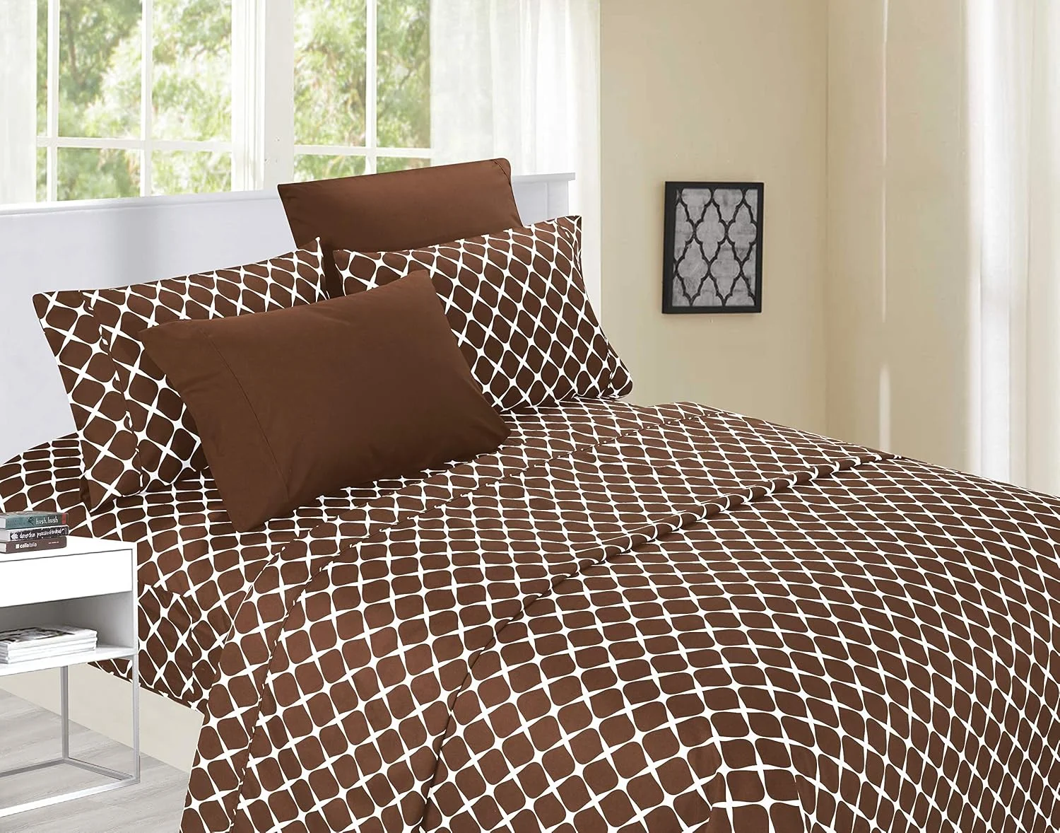 ست ملحفه 6 تکه بسیار نرم و راحت با طرح توری میلانو مقاوم در برابر چروک، کیفیت میکروفیبر مصری 1500، کالیفرنیا کینگ، قهوه ای شکلاتی