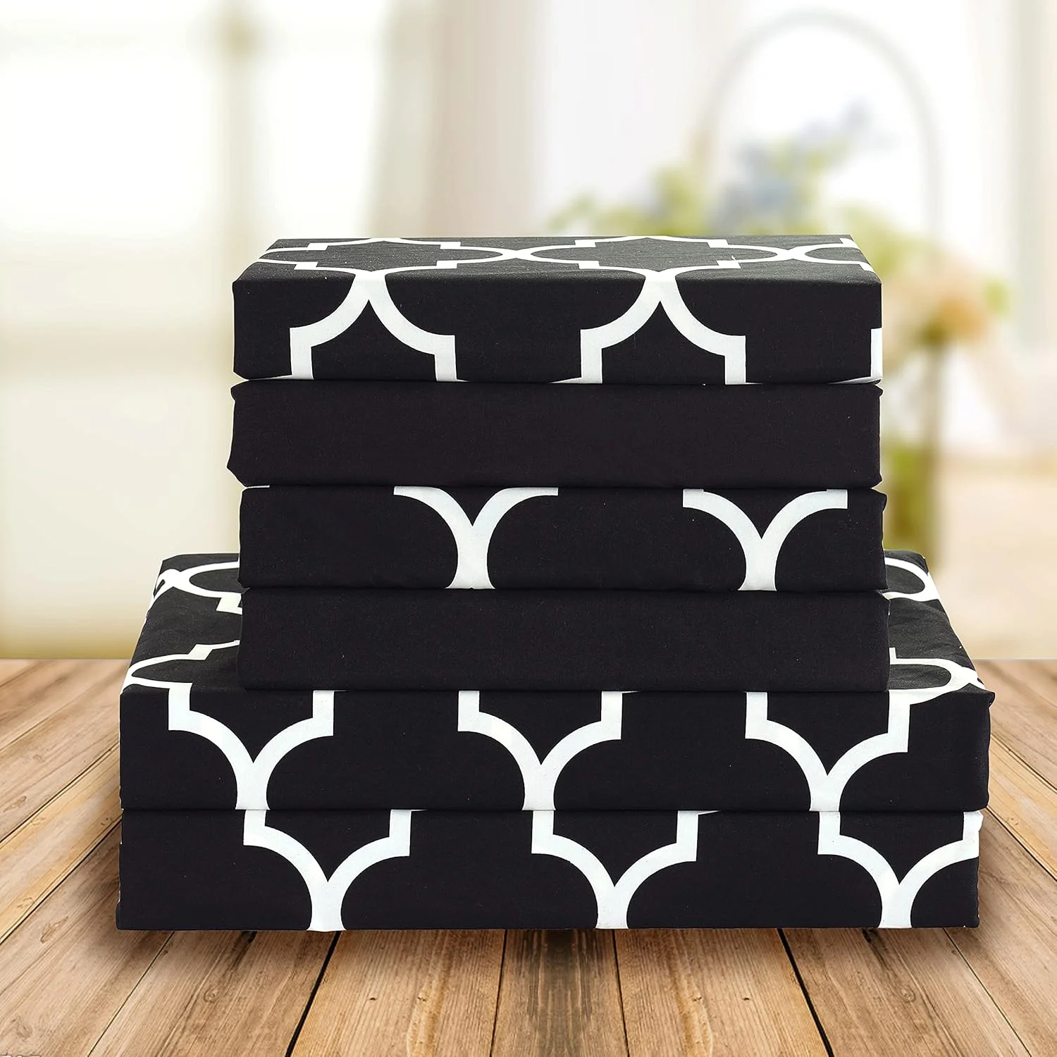 ست ملحفه 6 تکه طرح شبدری چهار برگ با جیب عمیق، نرم و لطیف، مقاوم در برابر چروک، سایز کینگ، مشکی