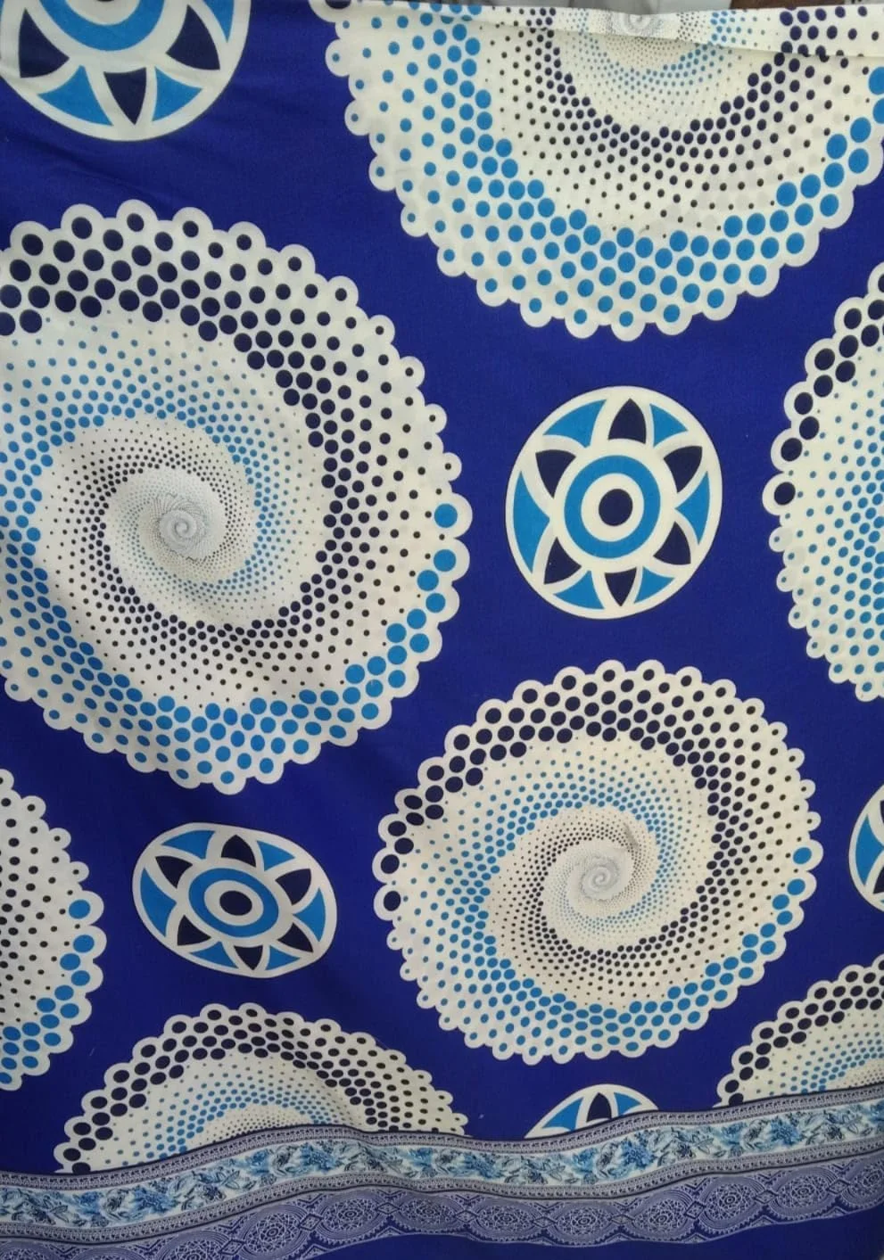 ملحفه کش دار سوپر کینگ سایز (200x200x30) - ست ملحفه های راحت، قابل تنفس و خنک کننده - مناسب برای خانم ها، آقایان، کودکان و نوجوانان - جیب های عمیق، نرم و بدون چروک - رنگ آبی فانتزی. (سوپر کینگ)