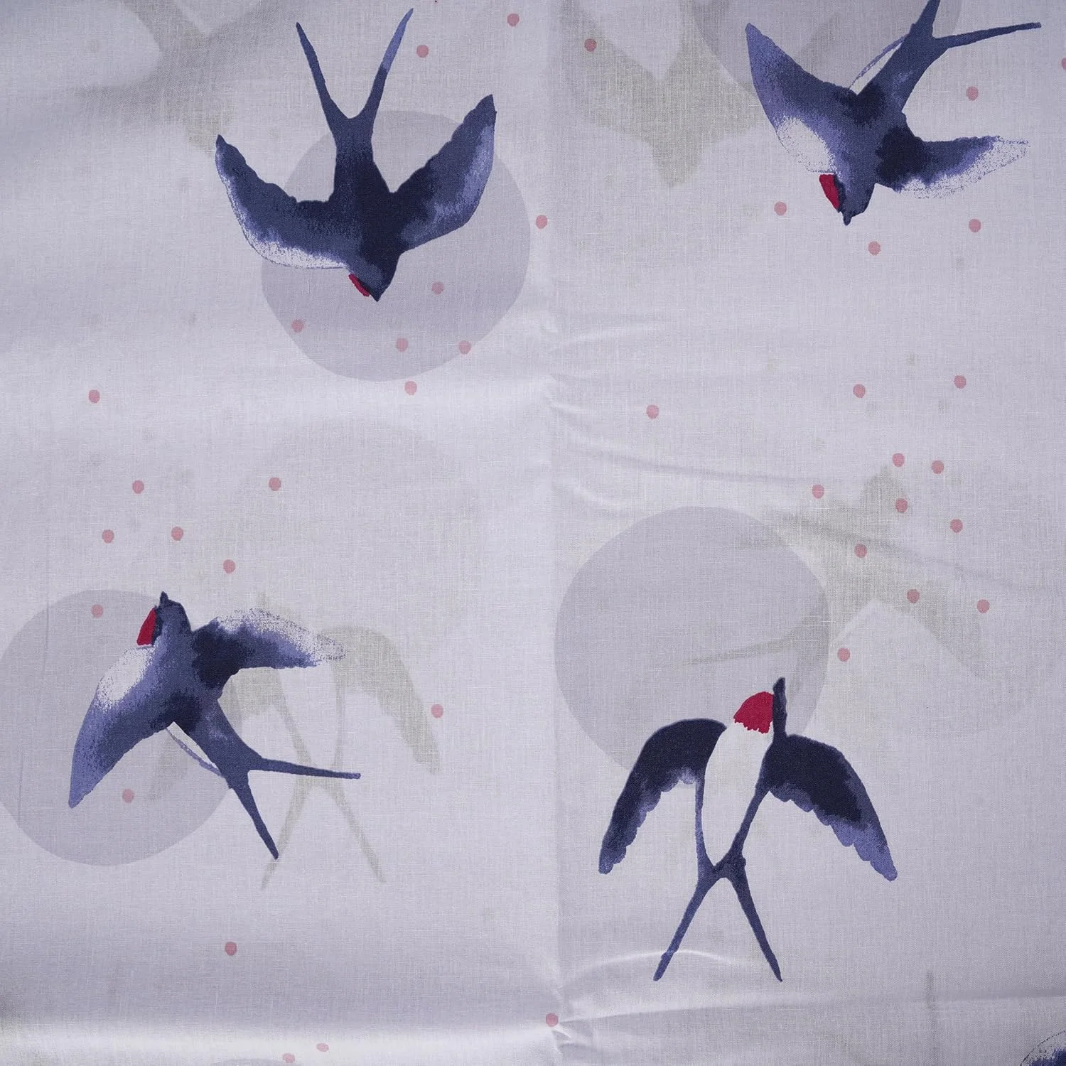 ست ملحفه ۳ تکه ۱۰۰ درصد پنبه ای سفید طرح دار Abee شامل ۱ ملحفه تخت ۲۴۰x۲۶۰ سانتی متر و ۲ روبالشی ۵۰x۸۰ سانتی متر (Hiron)