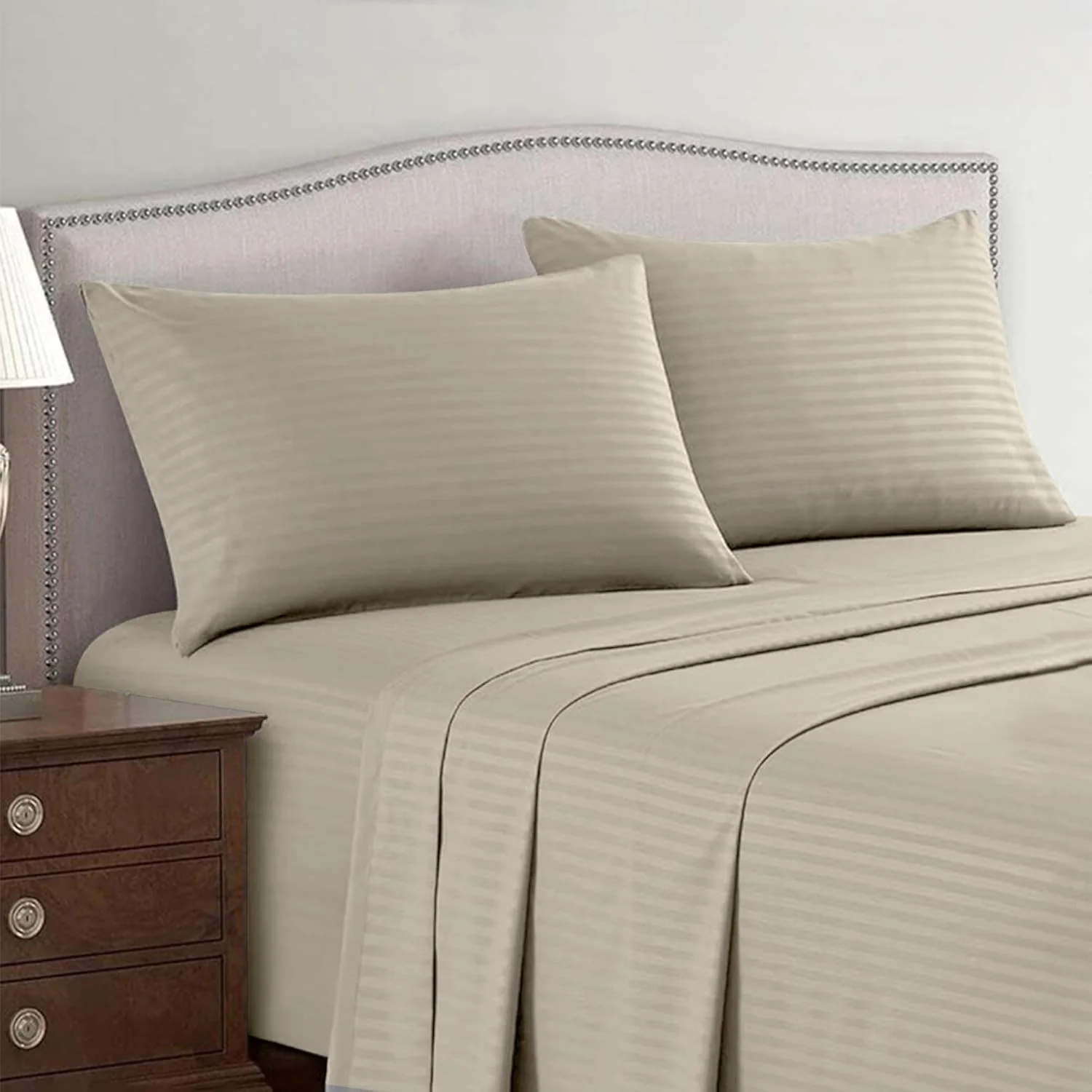 ست ملحفه هتلی کینگ سایز Hotel Linen Klub، ابعاد 260 در 280 سانتی متر - 3 تکه، شیری رنگ، جنس پنبه ست ملحفه هتلی کینگ سایز Hotel Linen Klub، ابعاد 260 در 280 سانتی متر - 3 تکه، شیری رنگ، جنس پنبه