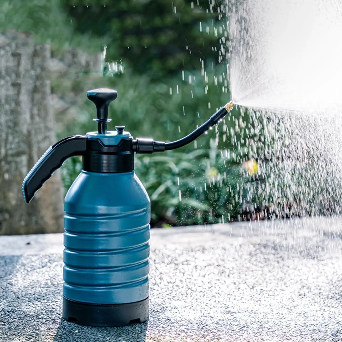 اسپری فوم شوی خودرو PINKE، پمپ کارواش قابل حمل، قوطی آبیاری فومینگ 2 لیتری، سمپاش پمپ باغی مه پاش، بطری سمپاش فشار پمپ آب برای آبیاری گل ها، میله PP آبی