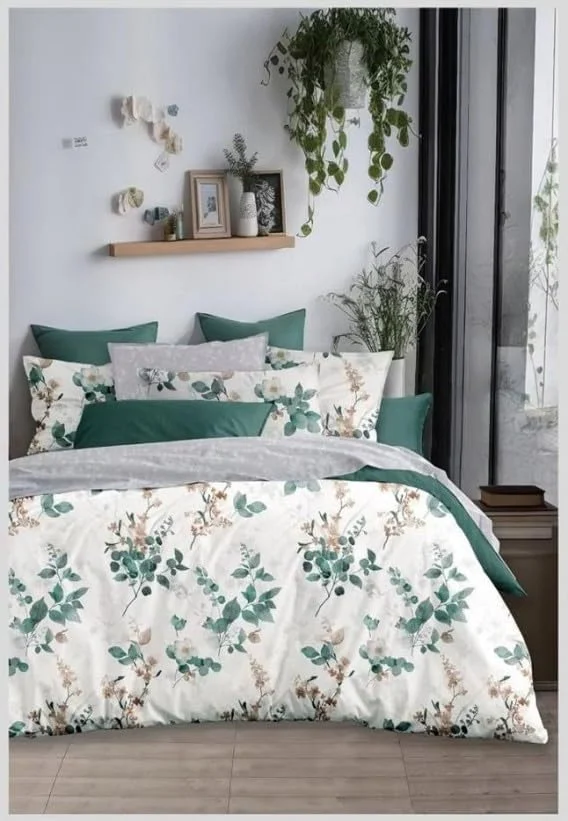 ست ملحفه تختخواب سایز کینگ – ۱ ملحفه تخت (۲۷۰x۲۵۰ سانتی متر) + ۲ روبالشتی (۷۵x۵۰ سانتی متر) – سفید با طرح گیاهی سبز – میکروفایبر نرم، مقاوم در برابر چروک و مراقبت آسان