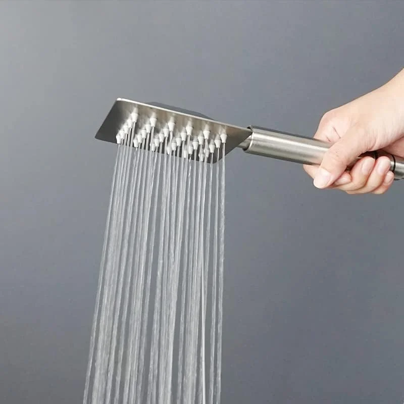 سردوش دستی حمام AETOOL از جنس استیل ضد زنگ، سردوش بارانی دستی با پنل بزرگ، مربعی و دایره ای، رنگ طلایی برس خورده و مشکی (مربعی برس خورده)