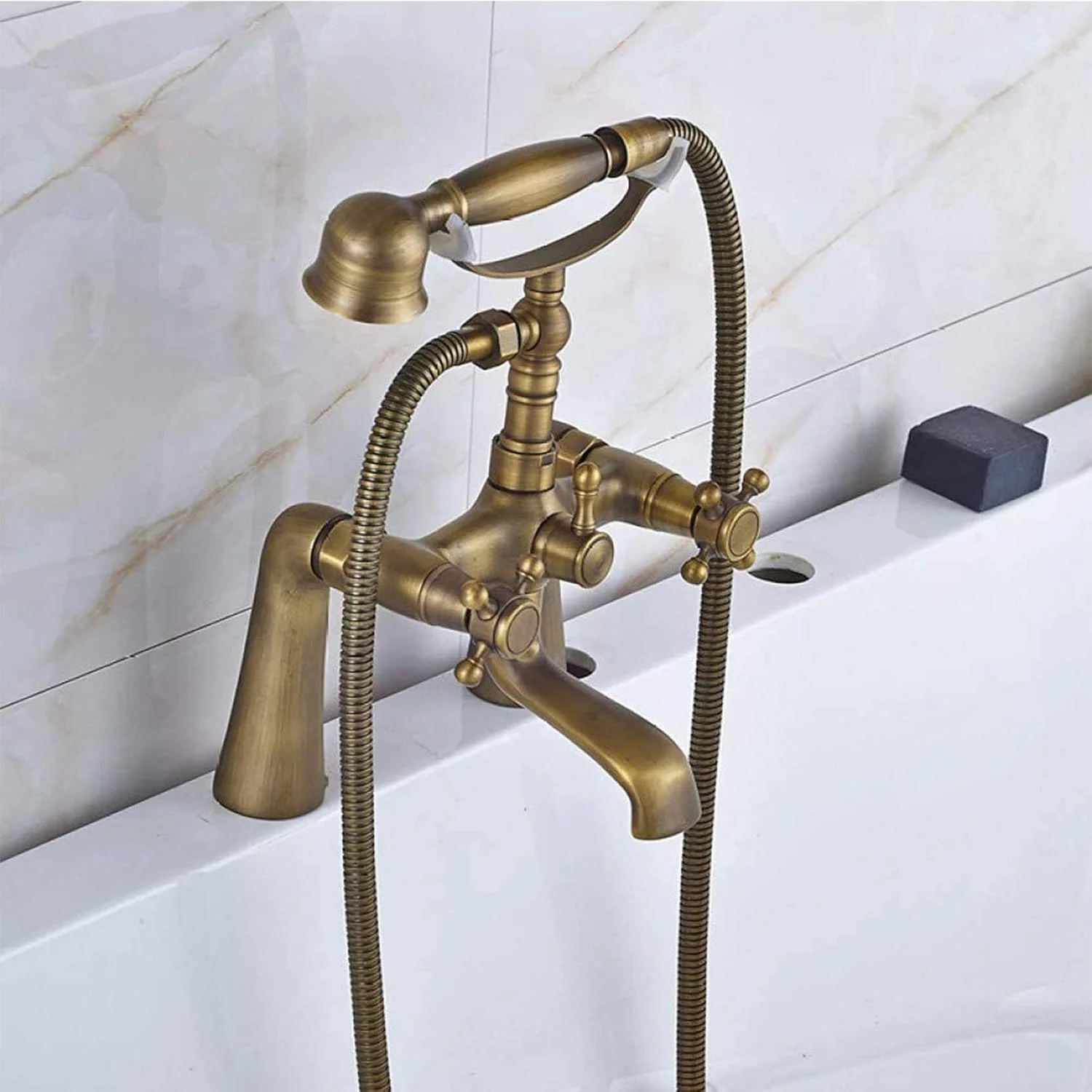 شیر حمام با دوش دستی، شیر حمام و دوش نصب شده روی عرشه، شیر حمام دو دسته، شیر مخلوط حمام برنجی عتیقه، برنج عتیقه