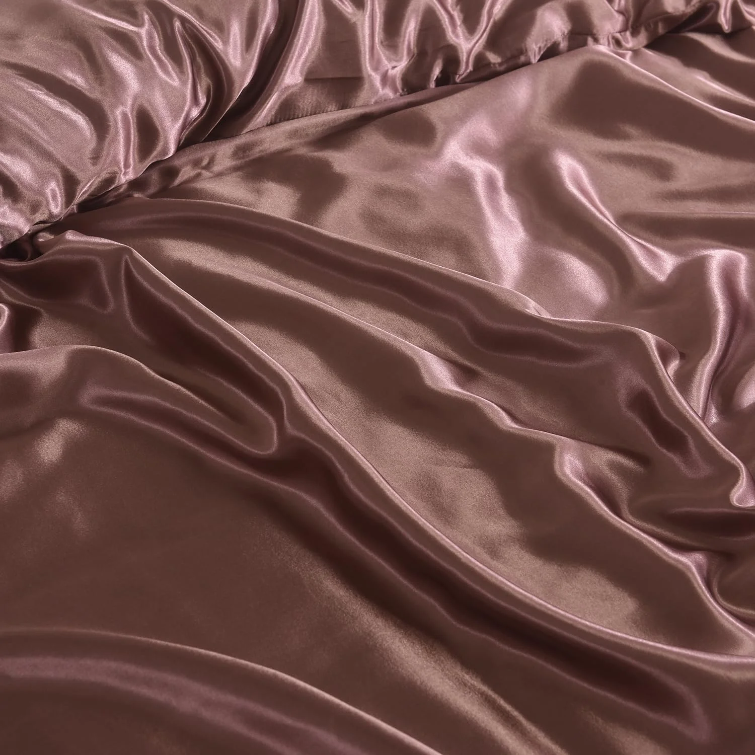 ست کامل ملحفه ساتن ابریشمی ROOEE - ۴ تکه - ملحفه کش دار، روکش لحاف، ۲ روبالشی. رنگ - صورتی-گلگون سایز - یک نفره