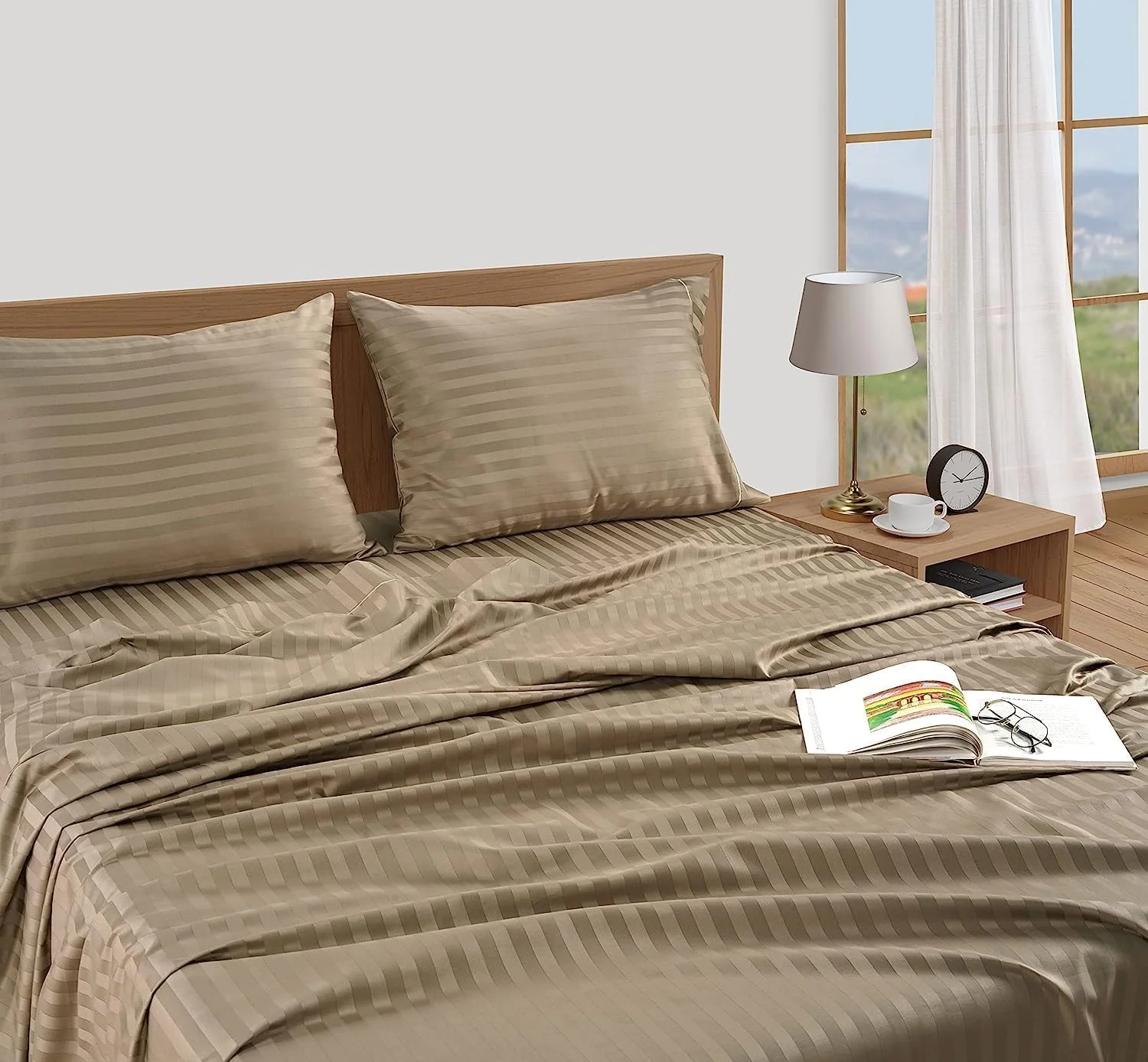 ملحفه تخت یک نفره لوکس پایونیر - ست ملحفه راه راه با روبالشی (50x75 سانتی متر) - نرم و قابل تنفس - پارچه میکروفیبر برس خورده نرم برای تمام فصول (راه راه بژ، ملحفه یک نفره)