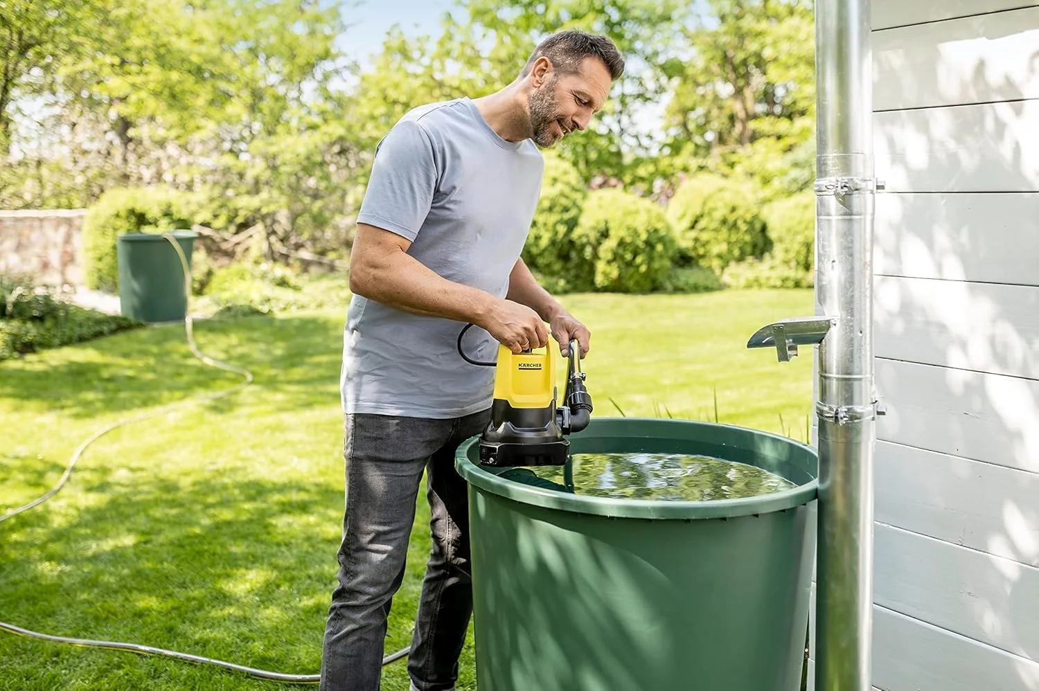 پمپ شناور دوگانه 2 در 1 کارچر SP 16.000 – 16000 لیتر در ساعت برای آب تمیز و کثیف، مکش سطحی تا 1 میلی متر (خشک کن)، ایده آل برای سیل، استخر، حوضچه، با سوئیچ شناور، 550 وات