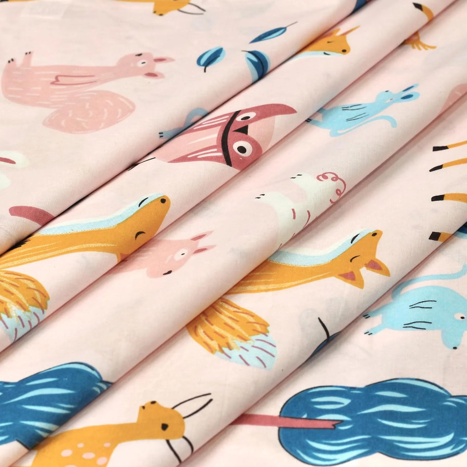 ملحفه کتان طرح حیوانات لورتو 144 TC سایز کینگ همراه با 2 روبالشتی - چند رنگ