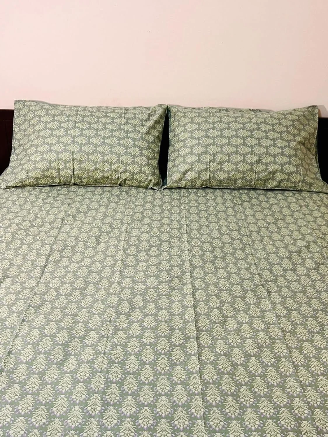 ملحفه تخت دو نفره کینگ سایز Luxuria Living UAE، 100% پنبه، طرح گلدار سبز | ملحفه برای تخت کینگ سایز به همراه 2 روبالشتی