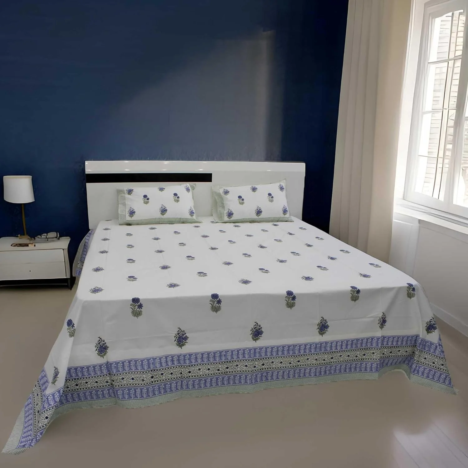 ملحفه دو نفره طرح جیپوری از پارچه مرغوب ۱۰۰٪ پنبه مرحبا فابریکس با ۲ روبالشی، کیفیت عالی، نرم و تنفس پذیر (PARKHEL 08)