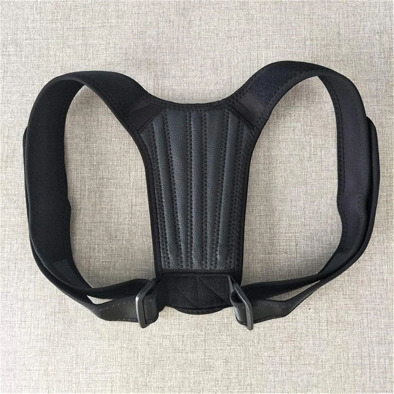 کمربند اصلاح قوز پشتی قابل تنظیم، پشتیبانی از شانه و کمر برای اصلاح وضعیت بدن بزرگسالان و کودکان (رنگ: مشکی، سایز: تک سایز) (مشکی تک سایز) کمربند اصلاح قوز پشتی قابل تنظیم، پشتیبانی از شانه و کمر برای اصلاح وضعیت بدن بزرگسالان و کودکان (رنگ: مشکی، سایز: تک سایز) (مشکی تک سایز)