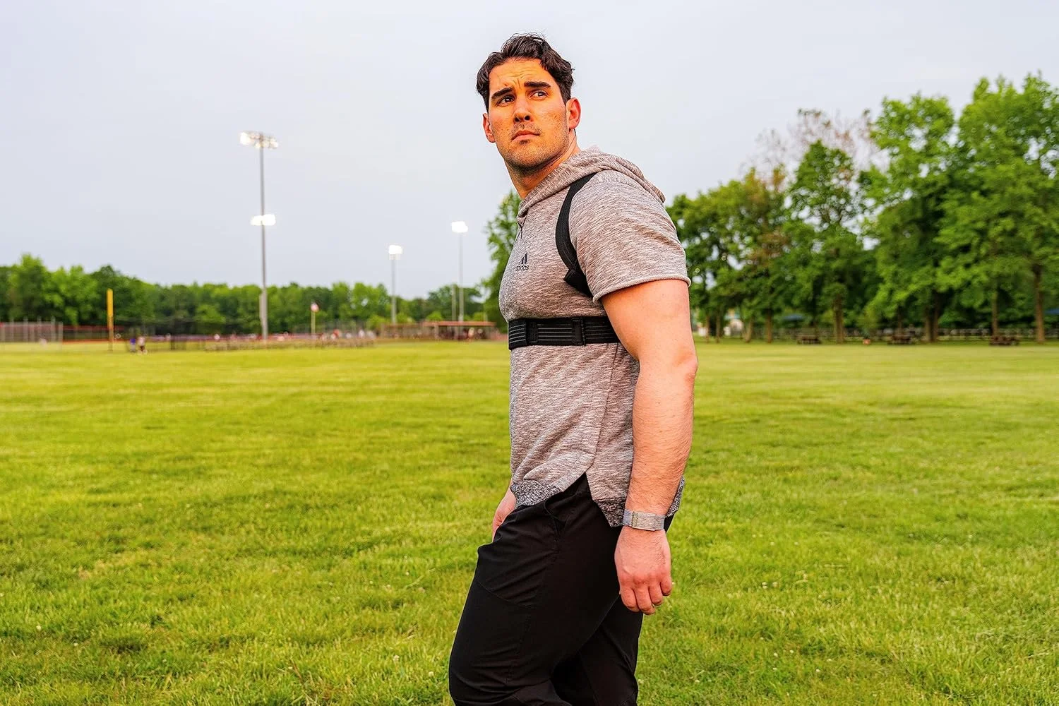 اصلاح کننده وضعیت بدن ارگونومیک برای آقایان و بانوان، پشتیبان کمر برای وضعیت بدنی مناسب، کاملا قابل تنظیم، راحت و دارای قابلیت تنفس برای تسکین درد پشت، گردن و شانه (خیلی کوچک) اصلاح کننده وضعیت بدن ارگونومیک برای آقایان و بانوان، پشتیبان کمر برای وضعیت بدنی مناسب، کاملا قابل تنظیم، راحت و دارای قابلیت تنفس برای تسکین درد پشت، گردن و شانه (خیلی کوچک)