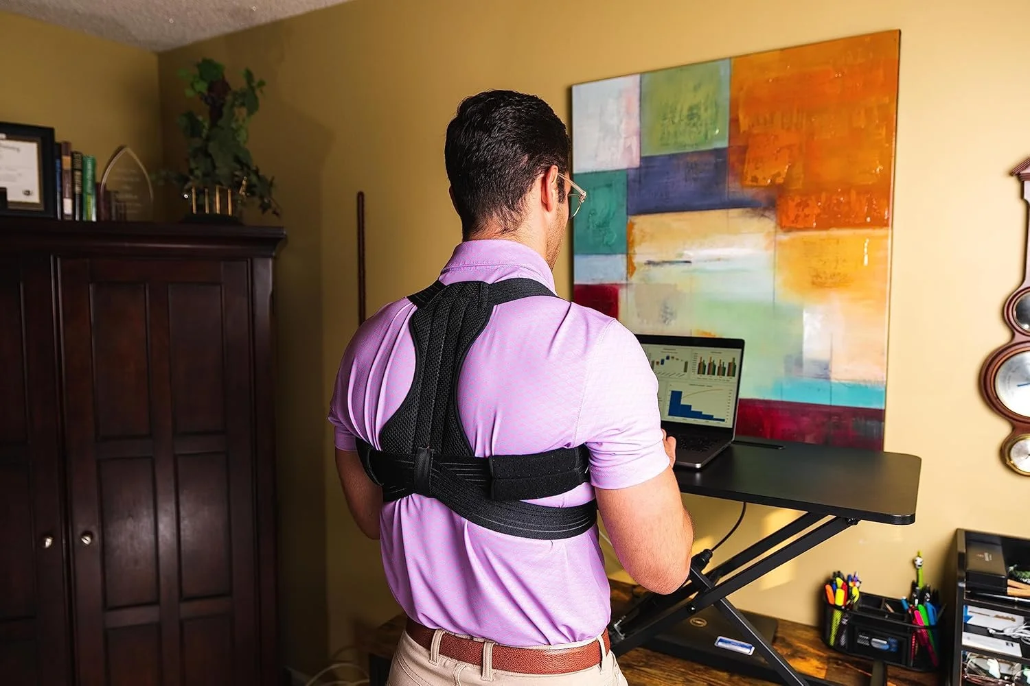 اصلاح کننده وضعیت بدن ارگونومیک برای آقایان و بانوان، پشتیبان کمر برای وضعیت بدنی مناسب، کاملا قابل تنظیم، راحت و دارای قابلیت تنفس برای تسکین درد پشت، گردن و شانه (خیلی کوچک) اصلاح کننده وضعیت بدن ارگونومیک برای آقایان و بانوان، پشتیبان کمر برای وضعیت بدنی مناسب، کاملا قابل تنظیم، راحت و دارای قابلیت تنفس برای تسکین درد پشت، گردن و شانه (خیلی کوچک)