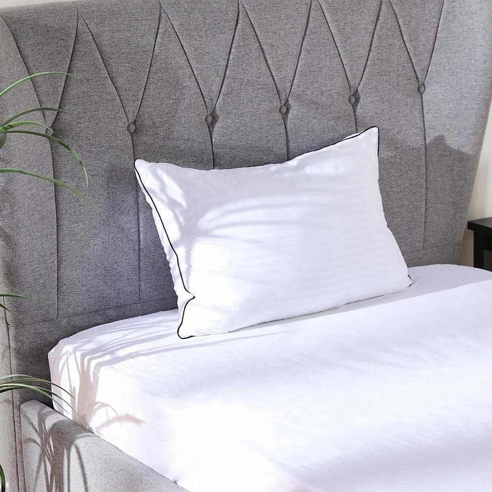 بالش دانوب هوم مدل Indulgence | ۱۰۰٪ پنبه - بالش با تراکم ۳۰۰ | بالش نرم و خنک با کیفیت هتلی مناسب برای خوابیدن به پشت، شکم یا پهلو - طول ۵۰ در عرض ۷۵ سانتی متر - سفید