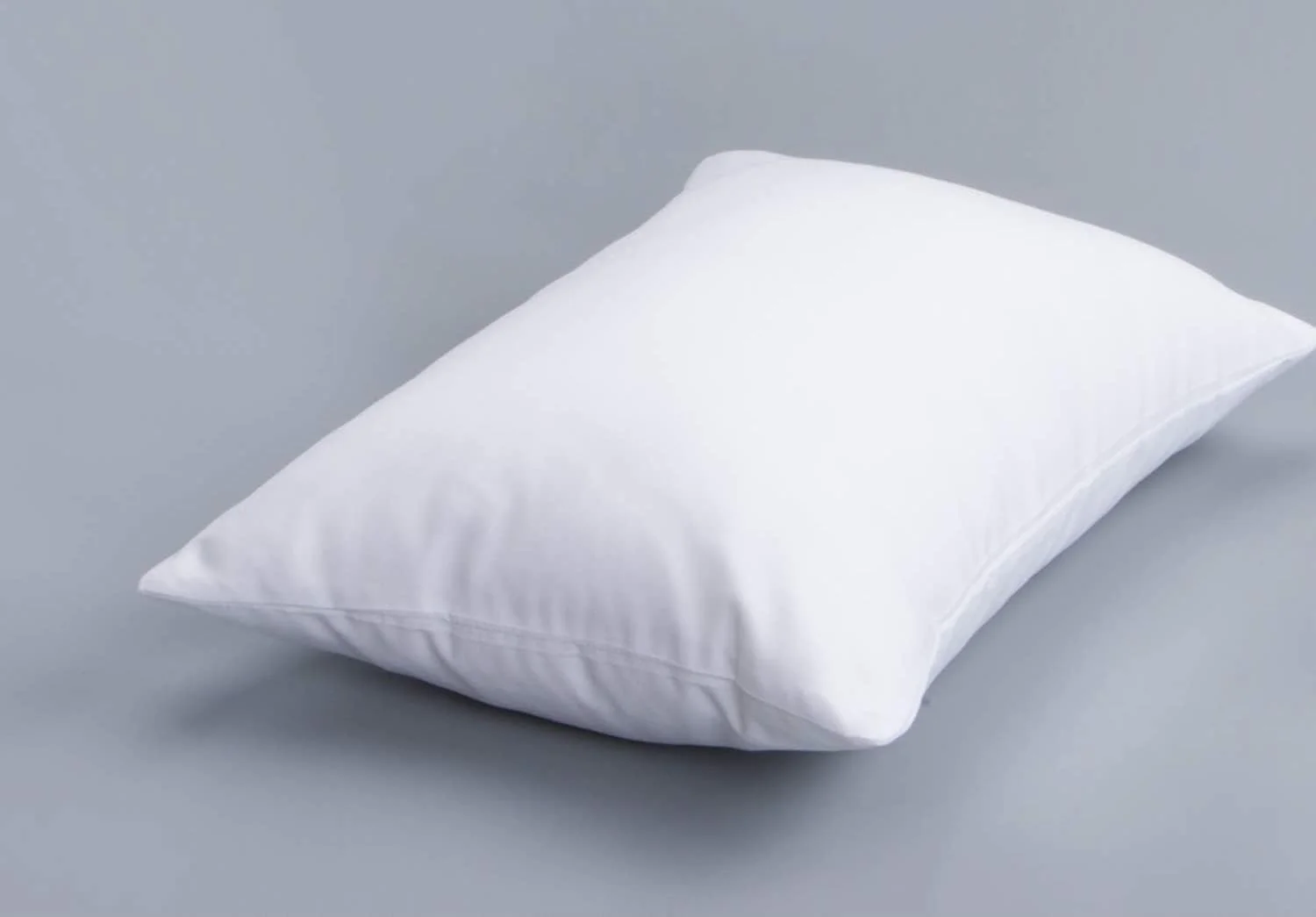 بالش کودک دیرکو کیدز کلاب، سایز 40 در 60 سانتی متر، روکش: پلی کتان 144TC، الیاف داخلی: 100% هالو فایبر فوق العاده نرم، طراحی ویژه کودکان، رنگ: سفید (بسته 3 عددی) بالش کودک دیرکو کیدز کلاب، سایز 40 در 60 سانتی متر، روکش: پلی کتان 144TC، الیاف داخلی: 100% هالو فایبر فوق العاده نرم، طراحی ویژه کودکان، رنگ: سفید (بسته 3 عددی)