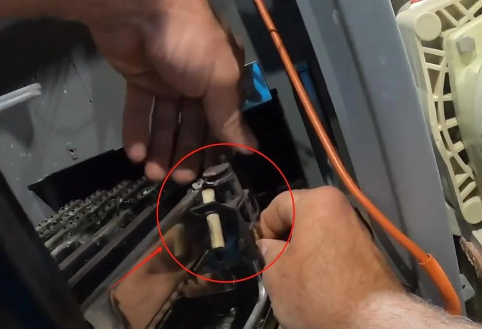 مجموعه مشعل پیلوت گاز طبیعی MENSI جایگزین مدل HAXPLT1931 برای بخاری استخر سری Hayward H مدل Ed1، H1501C، همراه با لوله پیلوت و اتصالات فشاری