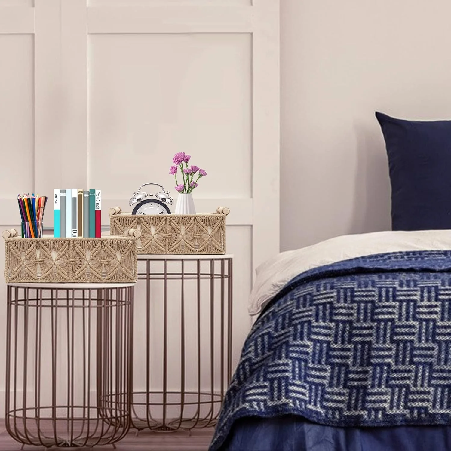 سبد حصیری بافت مکرومه، سبدهای تزئینی بافته شده برای نظم دهی، سبد تزئینی برای روی میز، سبد دستمال کاغذی برای بالای مخزن توالت، سبد طبقه با دسته برای دکور حمام، اتاق کودک (ست 2 عددی) سبد حصیری بافت مکرومه، سبدهای تزئینی بافته شده برای نظم دهی، سبد تزئینی برای روی میز، سبد دستمال کاغذی برای بالای مخزن توالت، سبد طبقه با دسته برای دکور حمام، اتاق کودک (ست 2 عددی)