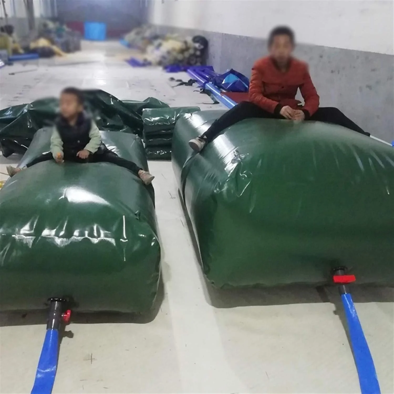 مخزن آب تاشو، کیسه آب اضطراری، مخزن آب قابل حمل با ظرفیت بالا از جنس TPU، برای ذخیره آب آشامیدنی، سبز، 1080 لیتر، 1.5 * 1.2 * 0.6 متر