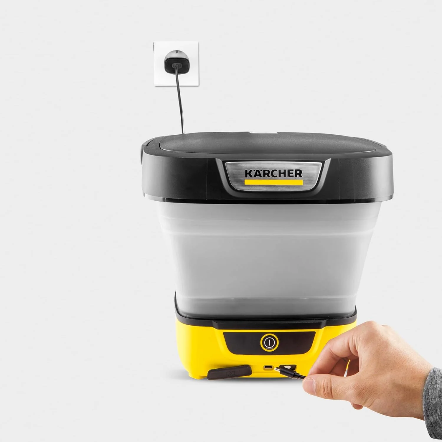 کارواش سیار تاشو کارچر OC 3، با باتری و مخزن آب تاشو 8 لیتری، دستگاه سبک و کم فشار برای دوچرخه، تجهیزات کمپینگ، حیوانات خانگی و چکمه های کوهنوردی کارواش سیار تاشو کارچر OC 3، با باتری و مخزن آب تاشو 8 لیتری، دستگاه سبک و کم فشار برای دوچرخه، تجهیزات کمپینگ، حیوانات خانگی و چکمه های کوهنوردی