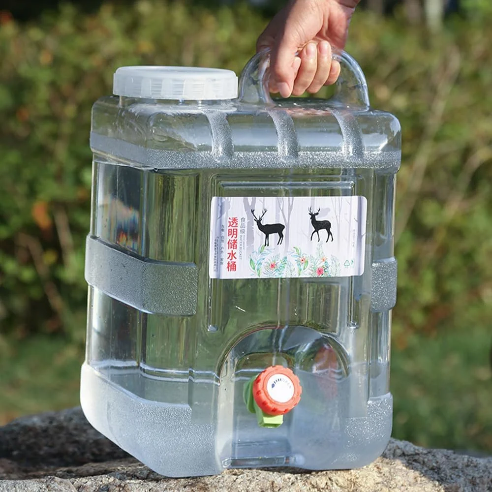 ظرف آب سطلی قابل حمل، مخزن ذخیره آب پلاستیکی، مخزن ذخیره آب دستی برای گردش، کمپینگ، داخل و خارج از منزل (رنگ: سفید) (10 لیتر) ظرف آب سطلی قابل حمل، مخزن ذخیره آب پلاستیکی، مخزن ذخیره آب دستی برای گردش، کمپینگ، داخل و خارج از منزل (رنگ: سفید) (10 لیتر)