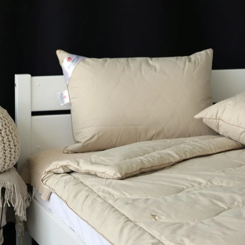 بالش خواب مناسب. بالش پشمی شتر. بالش خواب تنظیم کننده دما. روکش 100% پنبه ارگانیک (سایز کوئین 50 * 75 سانتی متر) بالش خواب مناسب. بالش پشمی شتر. بالش خواب تنظیم کننده دما. روکش 100% پنبه ارگانیک (سایز کوئین 50 * 75 سانتی متر)