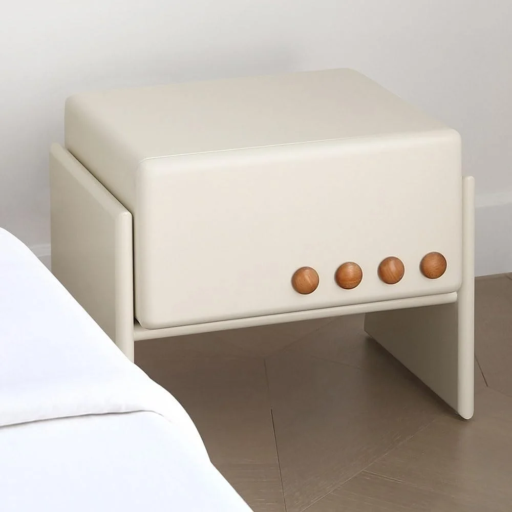 میز عسلی سفید برای اتاق خواب با طراحی مدرن و ساده، کابینت نگهداری چوبی کنار تخت، برای مبل در اتاق نشیمن، میز کنار تختی با کشو