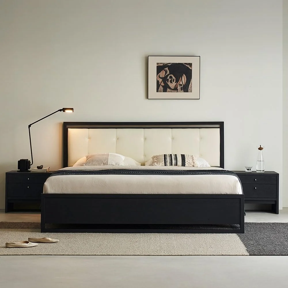 میز کنار تختی ساده مشکی به سبک Wabi Sabi برای اتاق خواب با کشو و کمد برای کنار مبل