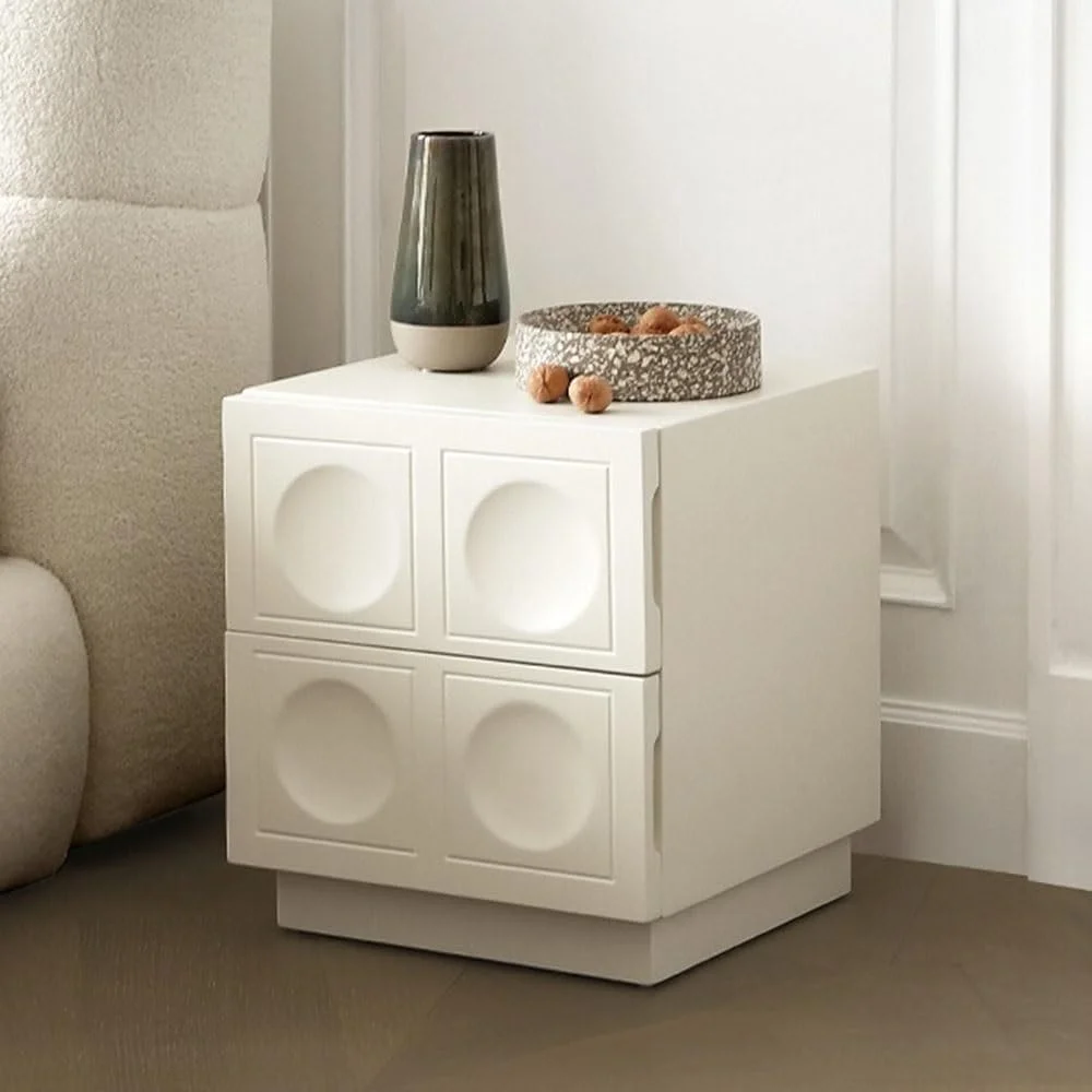 کمد کنار تختی سفید ساده با طراحی مقعر و گرد به همراه کشو کمد کنار تختی سفید ساده با طراحی مقعر و گرد به همراه کشو