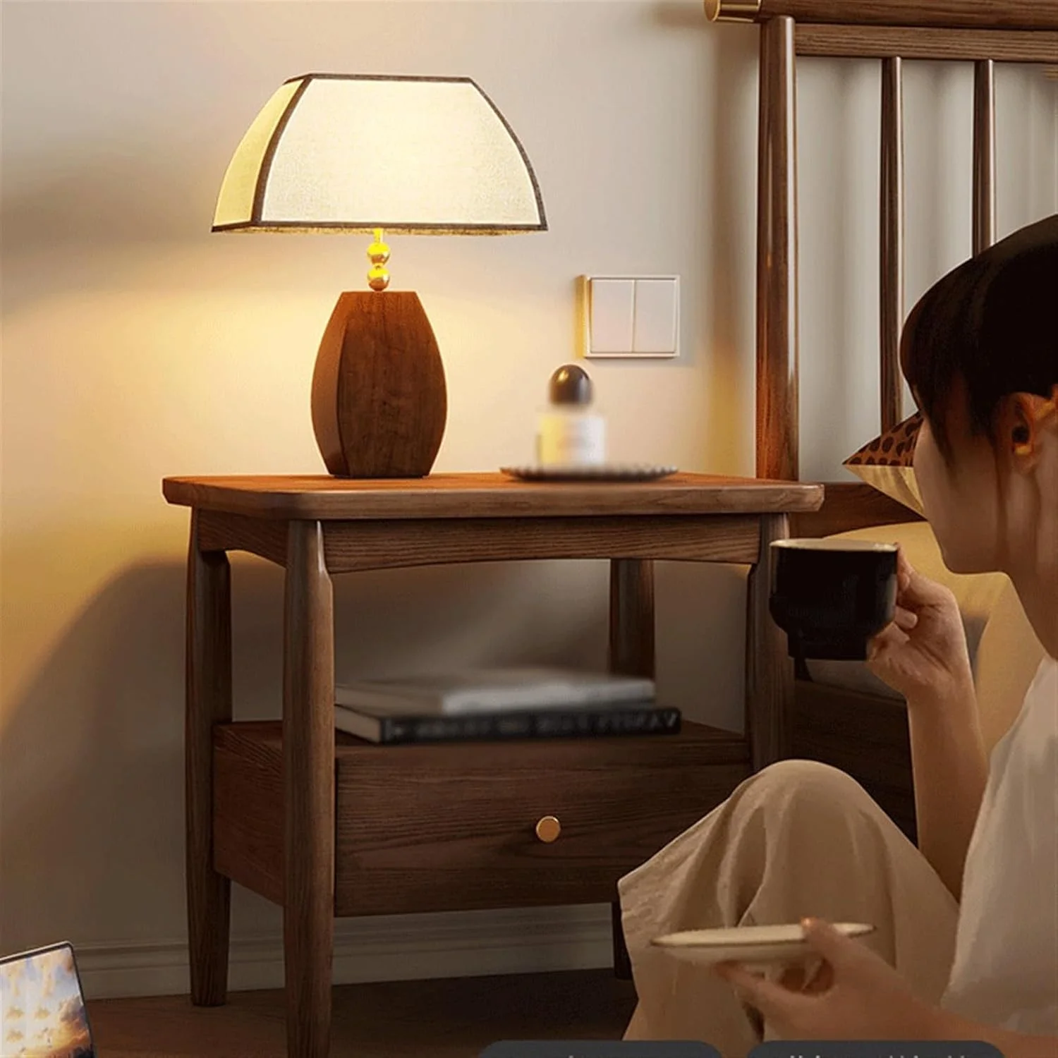 کابینت ذخیره سازی چوبی کنار تخت با کشو، میز کنار تختی شیک و کوچک برای اتاق نشیمن، اتاق خواب، مطالعه، برای کتاب، لامپ و غیره کابینت ذخیره سازی چوبی کنار تخت با کشو، میز کنار تختی شیک و کوچک برای اتاق نشیمن، اتاق خواب، مطالعه، برای کتاب، لامپ و غیره