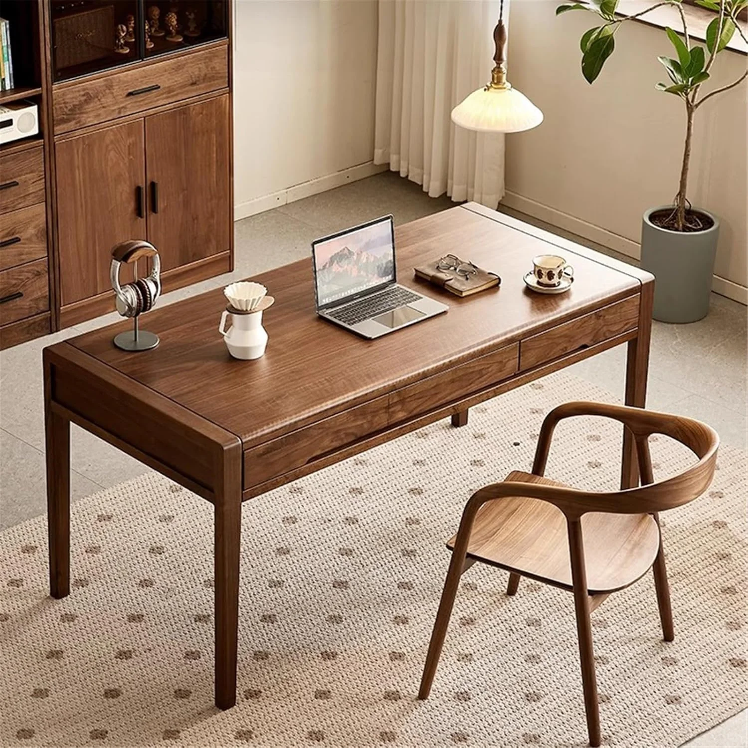 میز کامپیوتر، میز تحریر مدرن و ساده از چوب گردوی سیاه، مناسب برای دفتر کار خانگی، میز چوبی جامد با کشو (M)