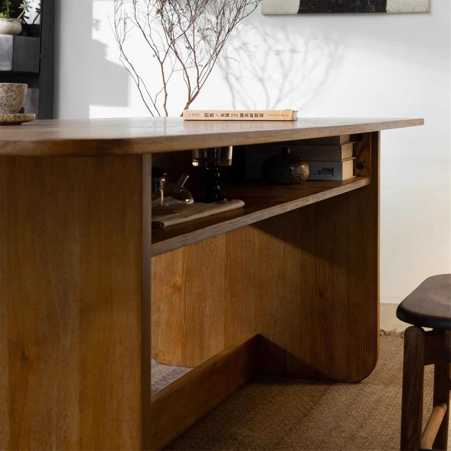 میز کامپیوتر، میز غذاخوری اداری از چوب جامد با قفسههای باز، ایستگاه کاری مستطیلی شکل با فضای ذخیرهسازی (L) میز کامپیوتر، میز غذاخوری اداری از چوب جامد با قفسههای باز، ایستگاه کاری مستطیلی شکل با فضای ذخیرهسازی (L)