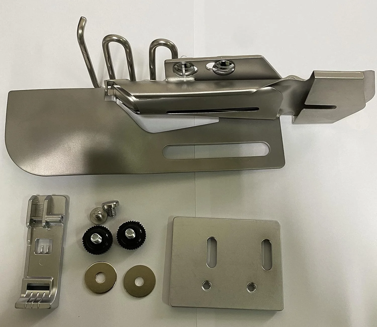 لبه تا کن بالا و پایین برای چرخ های Pfaff Coverlock 3.0, 4.0 لبه تا کن بالا و پایین برای چرخ های Pfaff Coverlock 3.0, 4.0