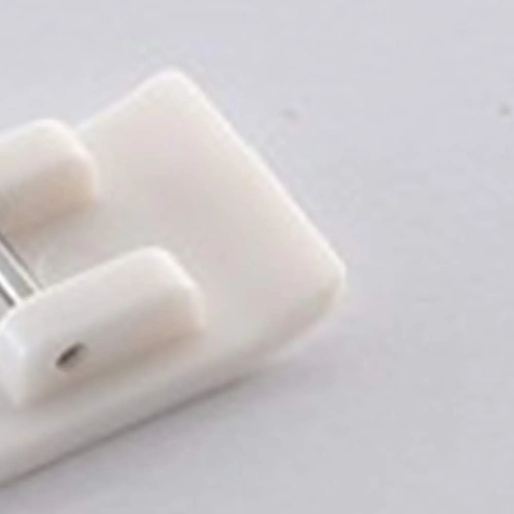 پایه چرخ خیاطی زیگزاگ نچسب تفلون - مناسب برای تمام چرخ خیاطی های پایه کوتاه سینگر، برادر، بیبی لاک، یورو-پرو، ژانومه، کنمور، وایت، جوکی، نیو هوم، سیمپلیسیتی، النا و بسیاری دیگر