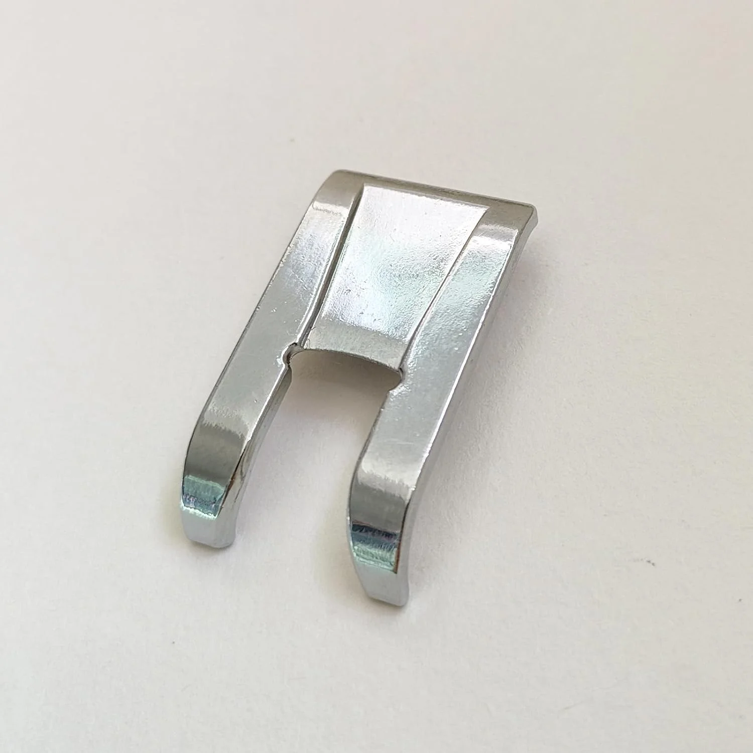 پایه فلزی انگشتی باز ونلی برای انواع چرخ خیاطی برادر