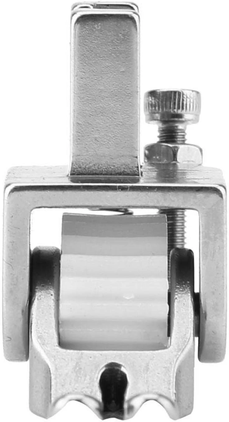 پایه دوخت غلطکی چرخ خیاطی (پایه غلطکی نایلونی) پایه دوخت غلطکی چرخ خیاطی (پایه غلطکی نایلونی)